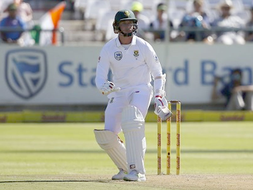 Dale Steyn came out to bat in South Africa's 2nd innings with bruised heel | AFP