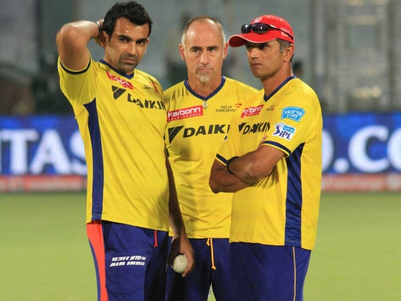 Paddy Upton with Zaheer Khan and Rahul Dravid in IPL | AFP