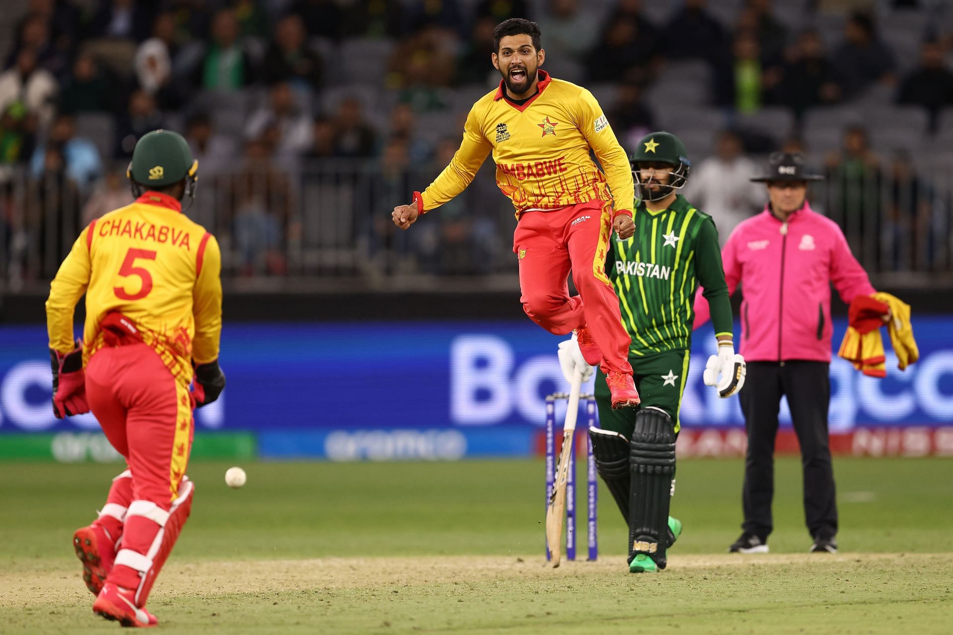 Zimbabwe beat Pakistan by 1 run in Perth | Getty Images