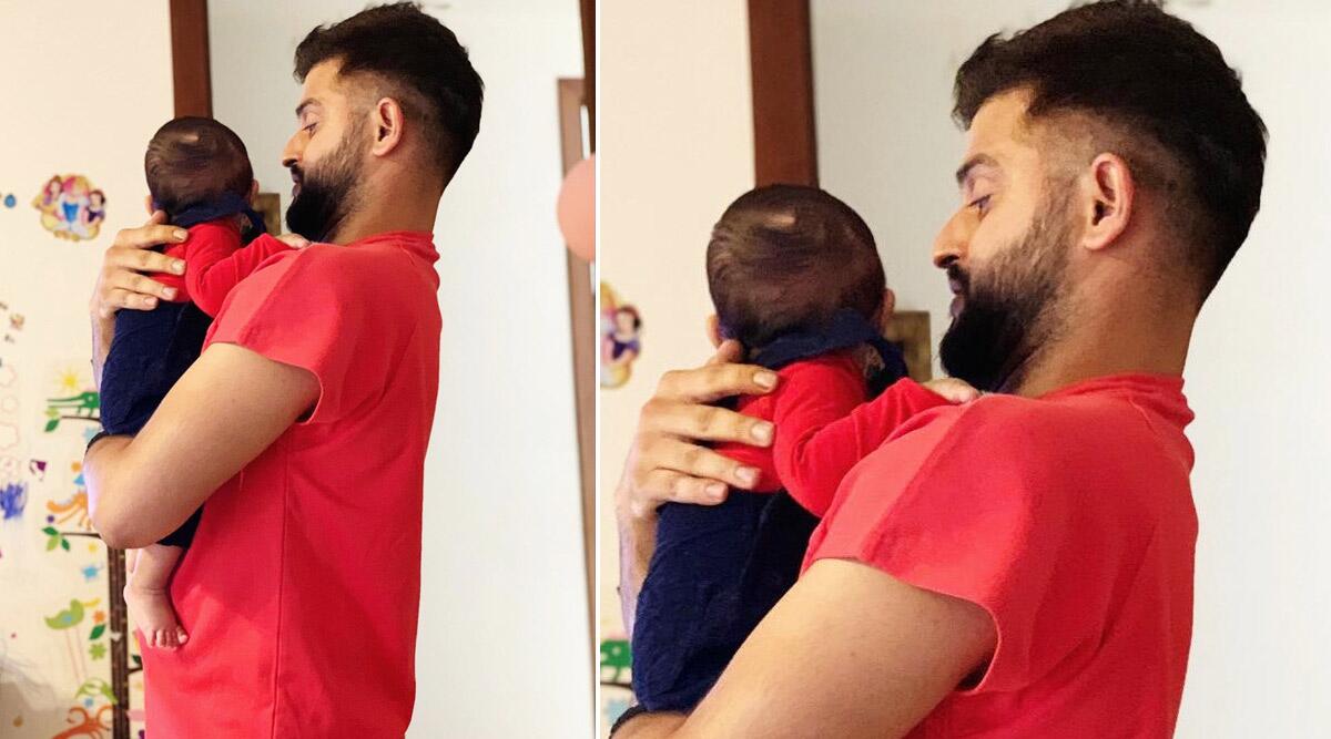Suresh Raina with his son | Twitter