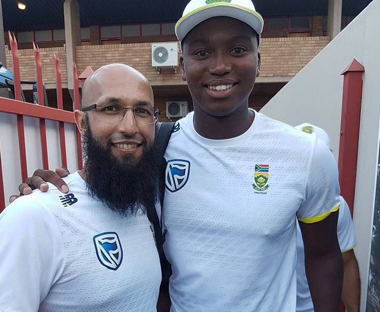 Hashim Amla showed support for Lungi Ngidi and the BLM movement