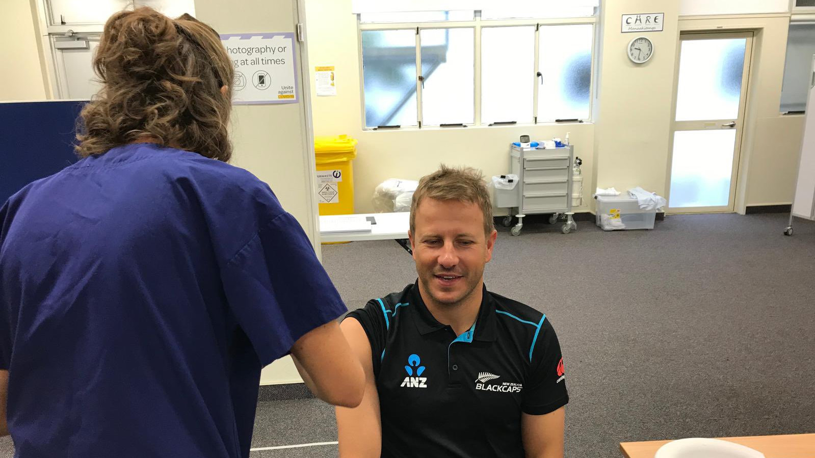 New Zealand's Neil Wagner gets first dose of COVID-19 vaccine before England tour