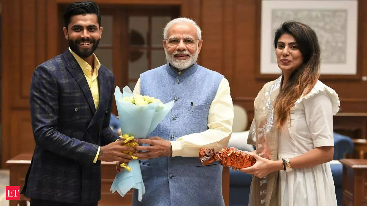 Ravindra Jadeja and Rivaba with PM Modi | Twitter