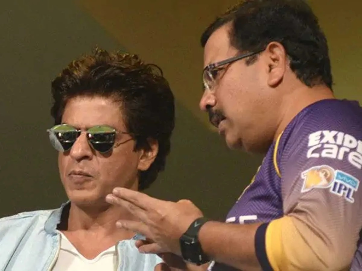 Venky Mysore with Shah Rukh Khan, co-owner of KKR | IANS