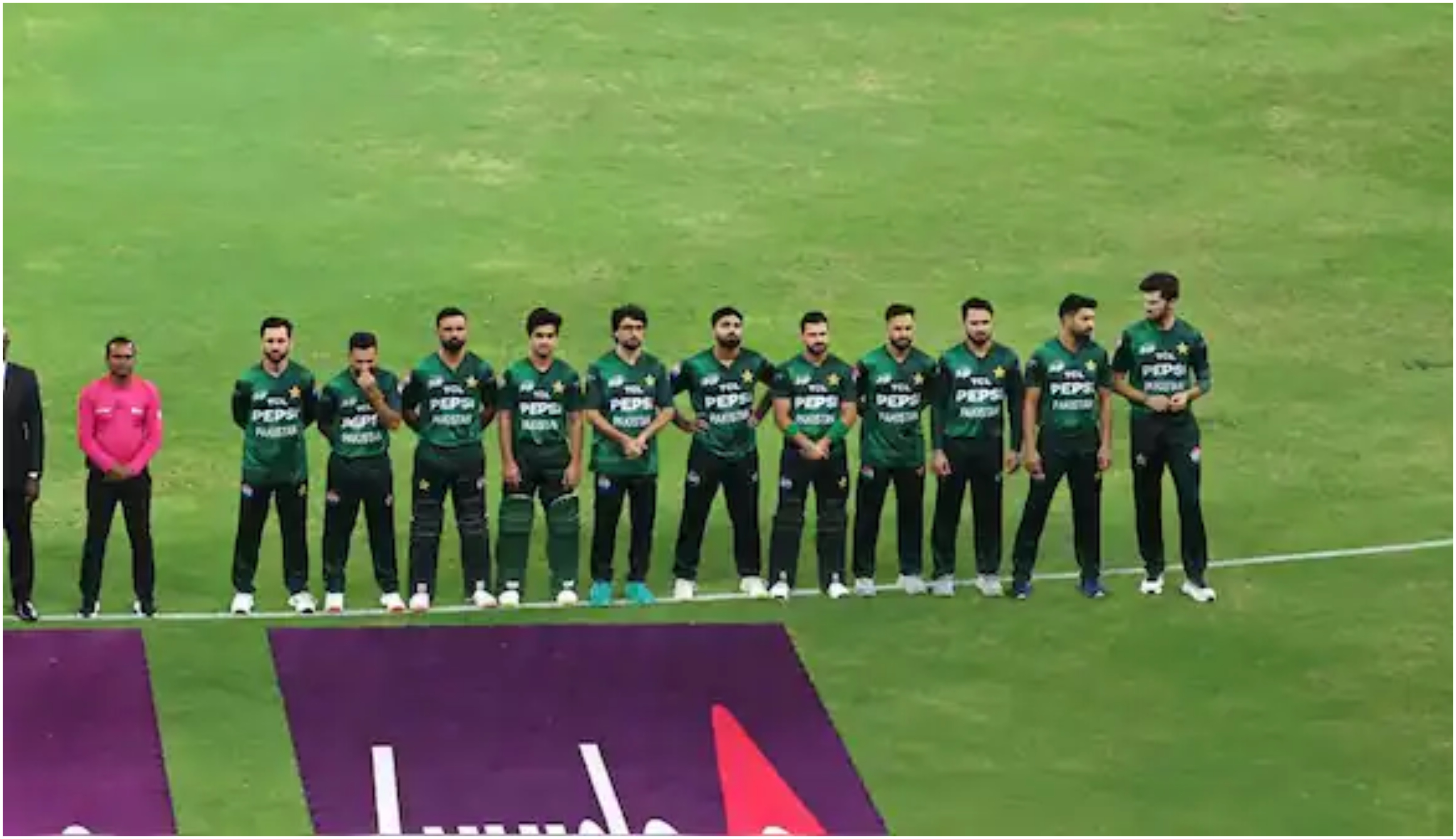 Haris Rauf and Shaheen Afridi were seen chatting during India's national anthem | X