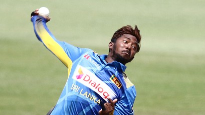 Akila Dananjaya given clearance to resume bowling in international cricket