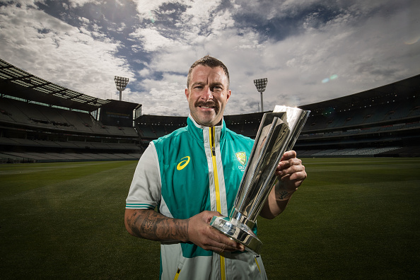 Matthew Wade poses with the T20 World Cup trophy at MCG | Getty Images