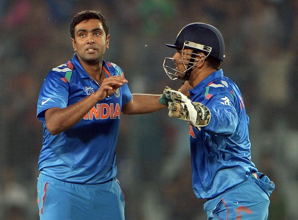 R Ashwin and MS Dhoni | Getty