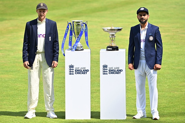 Joe Root and Virat Kohli poses with the Pataudi Trophy | Getty Images