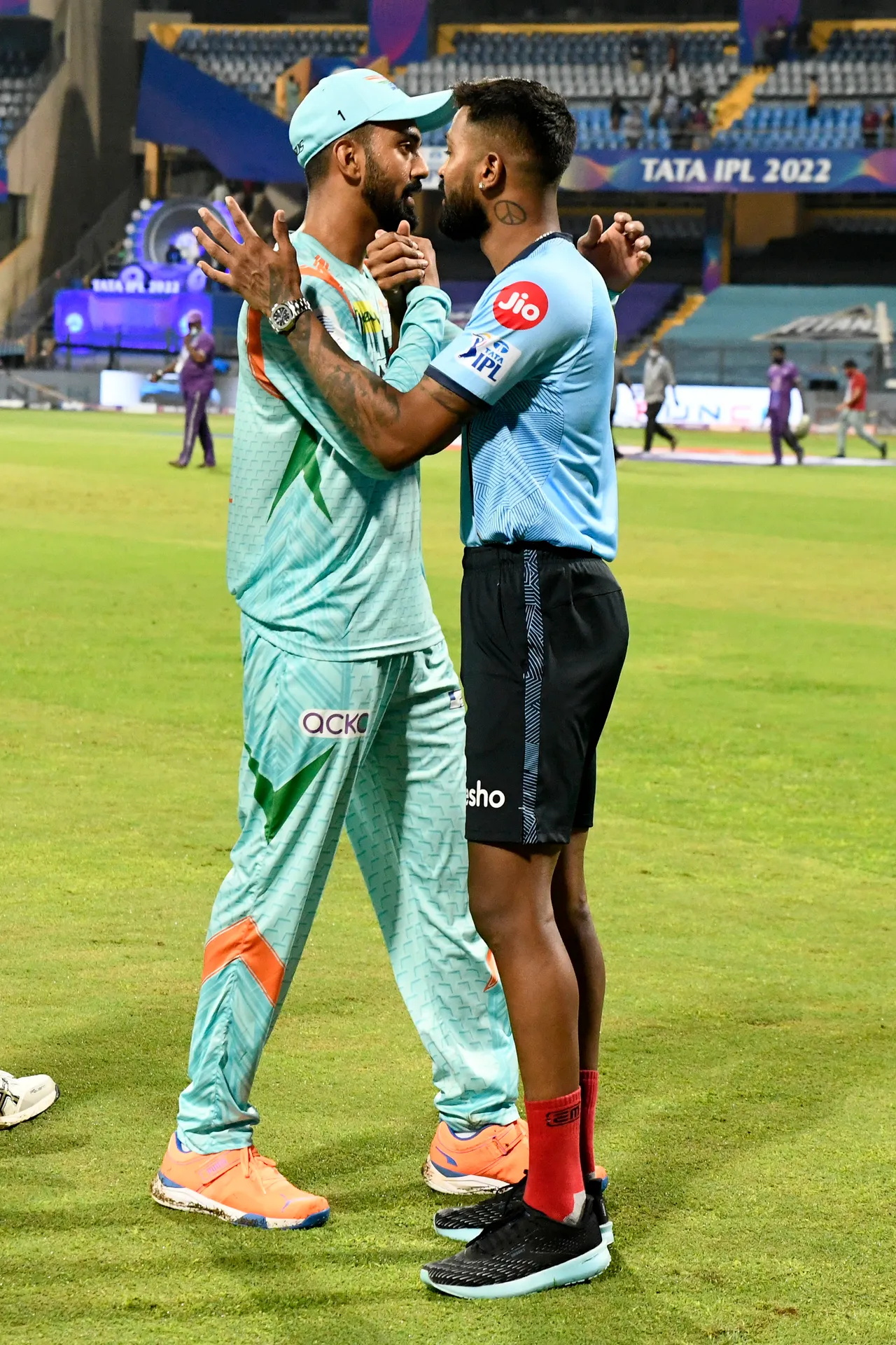 LSG's KL Rahul with GT's Hardik Pandya after the match | BCCI-IPL