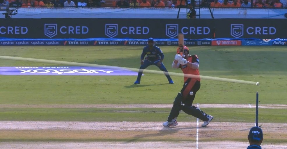 This no-ball which was called a fair delivery after review started everything | Twitter