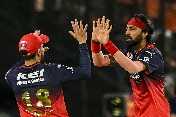 Virat Kohli and Krunal Pandya | Getty