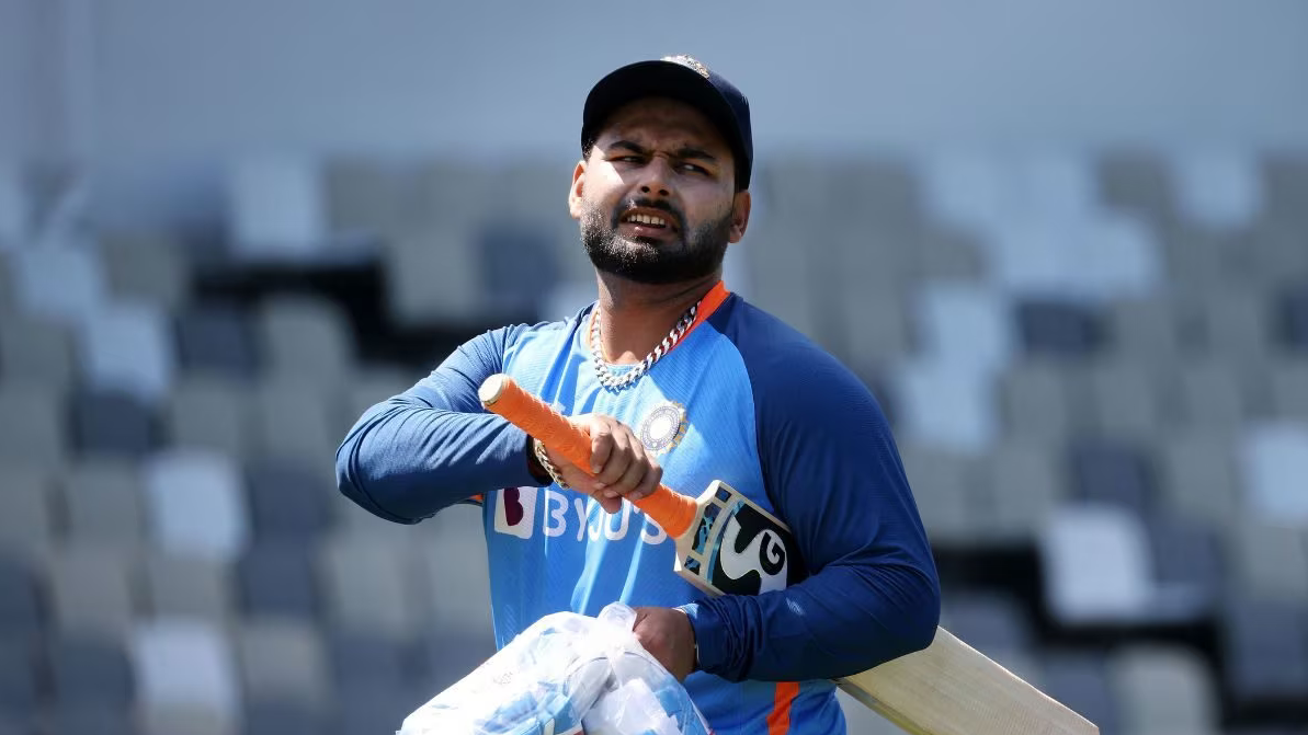 Rishabh Pant urges Indians to give way to ambulances to save lives; shares video from Netherlands