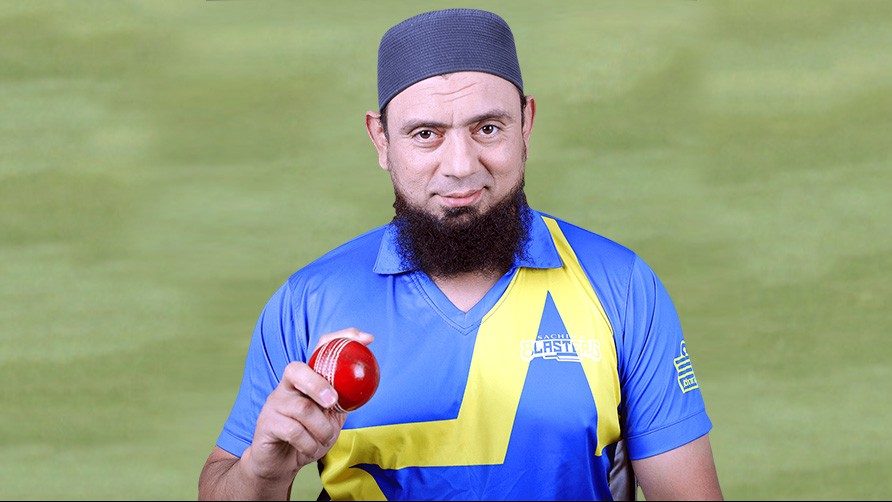WATCH- Saqlain Mushtaq calls this batsman, Pakistan's Viv Richards