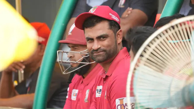 Tamim Iqbal's condition stable after emergency angioplasty post heart attacks during DPL match- Report