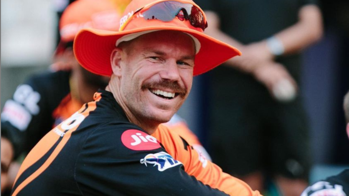 IPL 2022: David Warner hints at joining the mega-auction in conversation with a fan