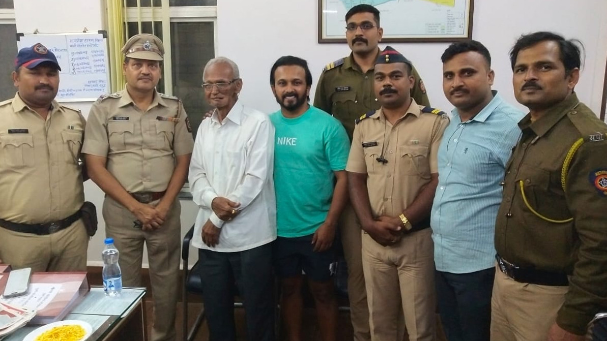 Kedar Jadhav's father found hours later after going missing from his home in Pune