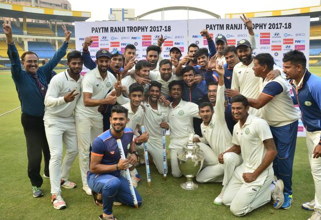 The victorious Vidharbha cricket team.  | Photo Credit: R.V. Moorthy