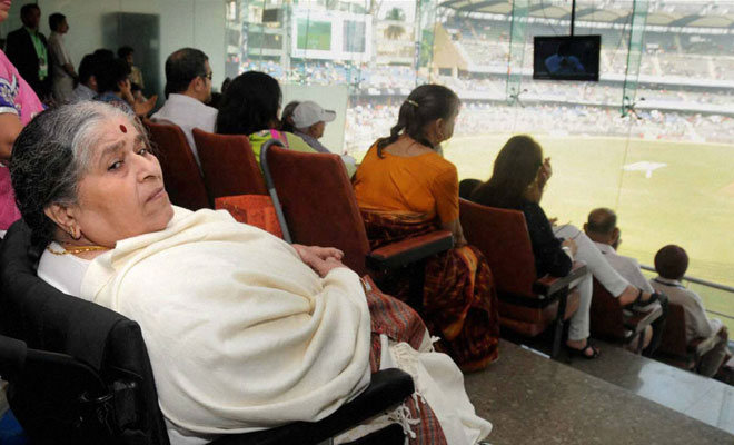 Sachin Tendulkar's mother watched him play live for the first time ever | Twitter