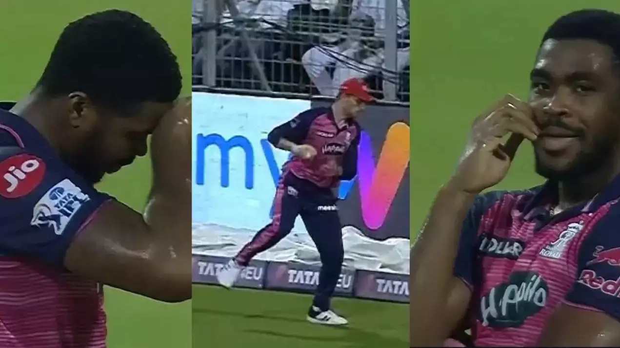 IPL 2022: Twitter reacts Obed McCoy's changing expressions after Jos Buttler took Matthew Wade’s catch