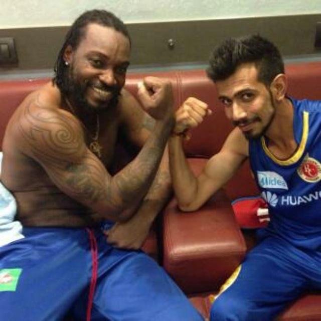Yuzvendra Chahal comparing his muscles with Chris Gayle | Twitter