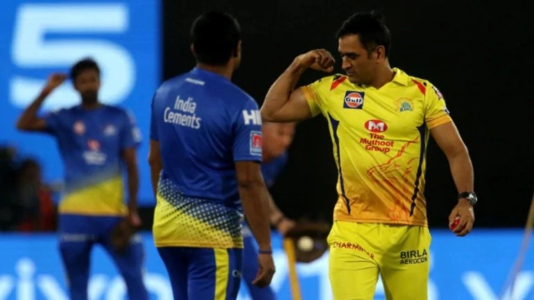 MS Dhoni during CSK practice | Twitter
