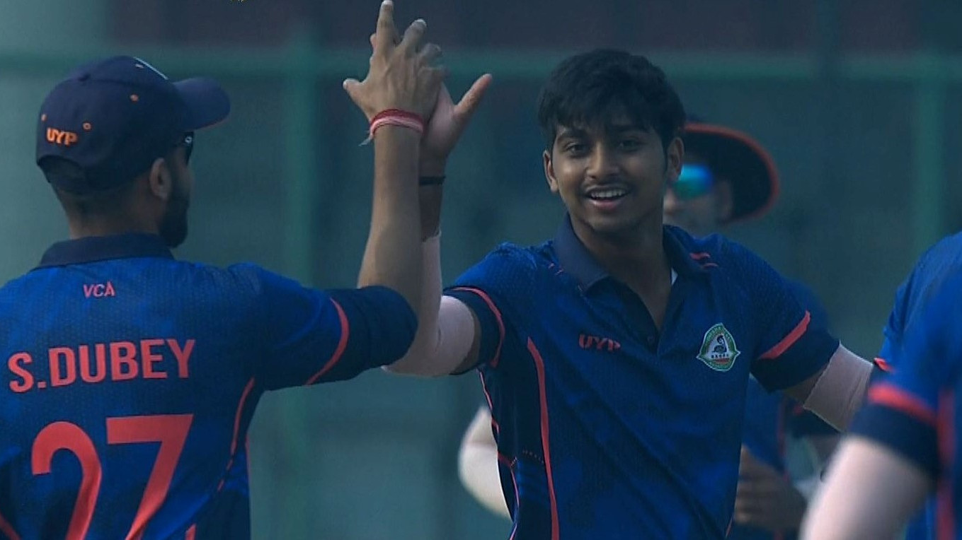 SMAT 2021: WATCH – Vidarbha pacer Darshan Nalkande picks 4 wickets in 4 balls in 2nd semi-final against Karnataka