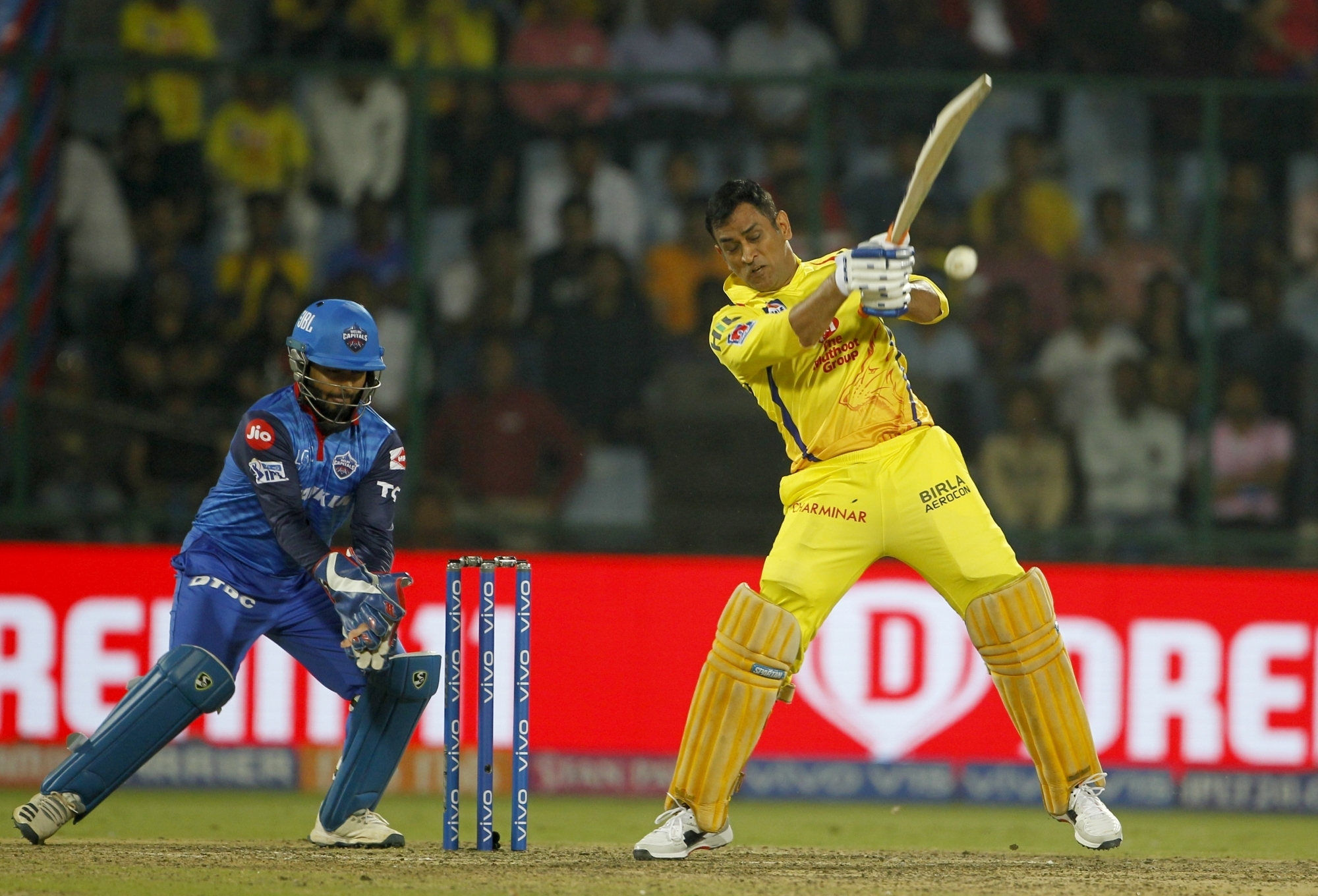 IPL 2019: Suresh Raina in awe of MS Dhoni's leadership skills