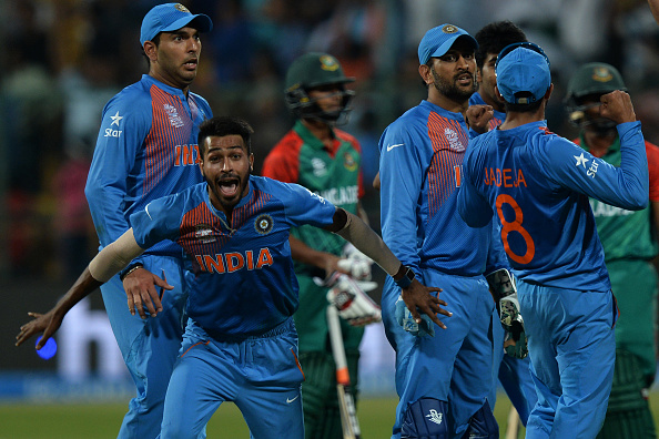 Hardik Pandya goes crazy after replays show that Mustafizur was short of his crease | Getty