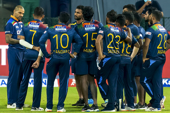 Shikhar Dhawan is interacting with the Sri Lankan players | Getty Images