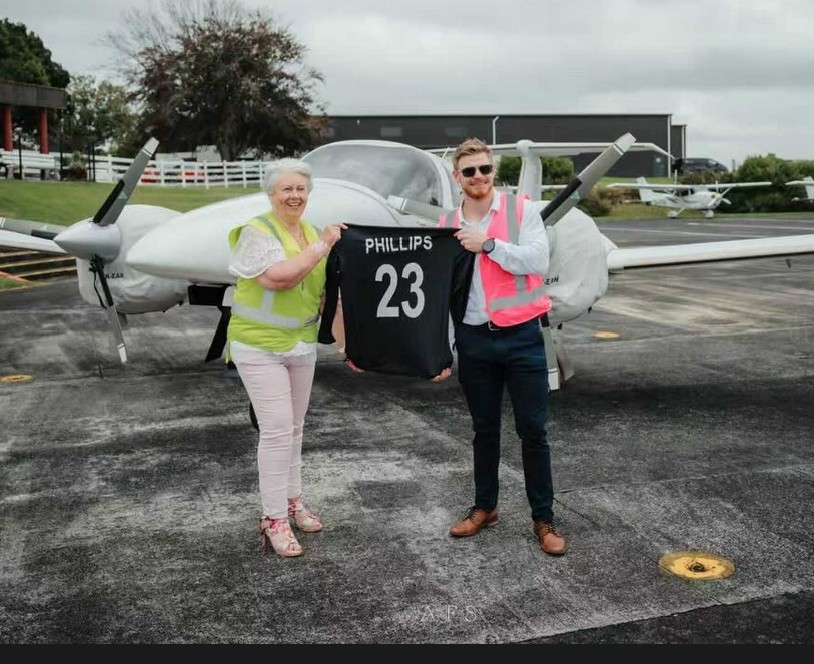 Glenn Phillips | Instagram