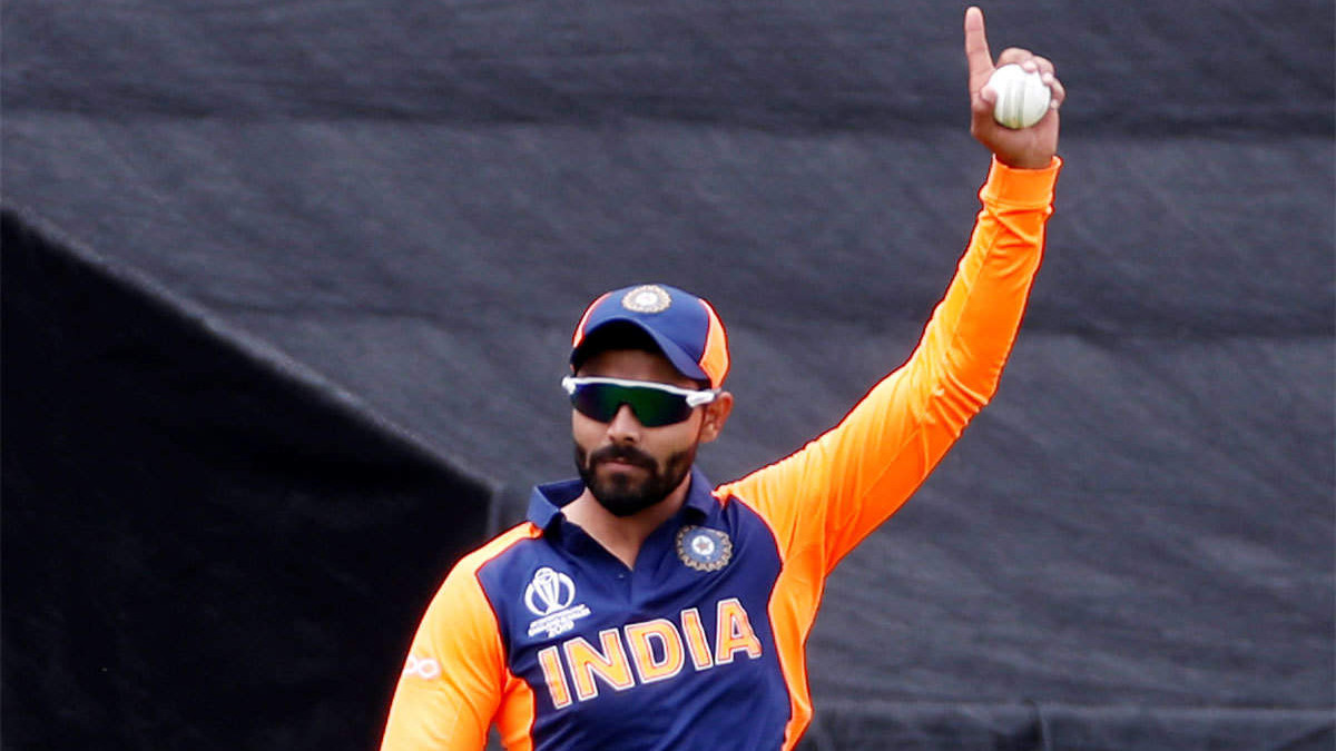 Ravindra Jadeja gives an exceptional reply to RR's 