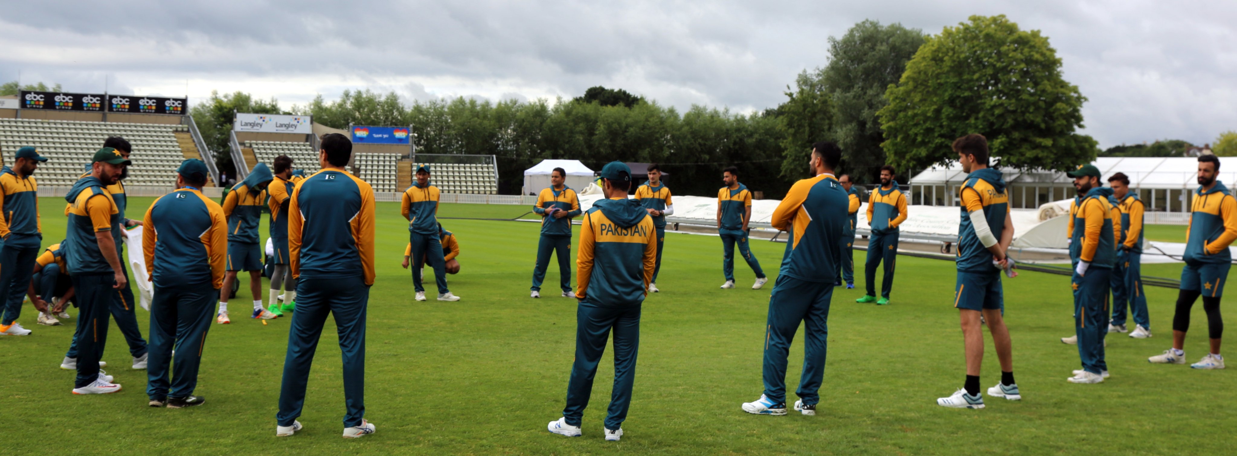 Pakistan players train at their bio-secure Worcestershire | PCB Twitter