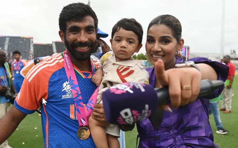 Sanjana Ganesan and Jasprit Bumrah with son Angad | X