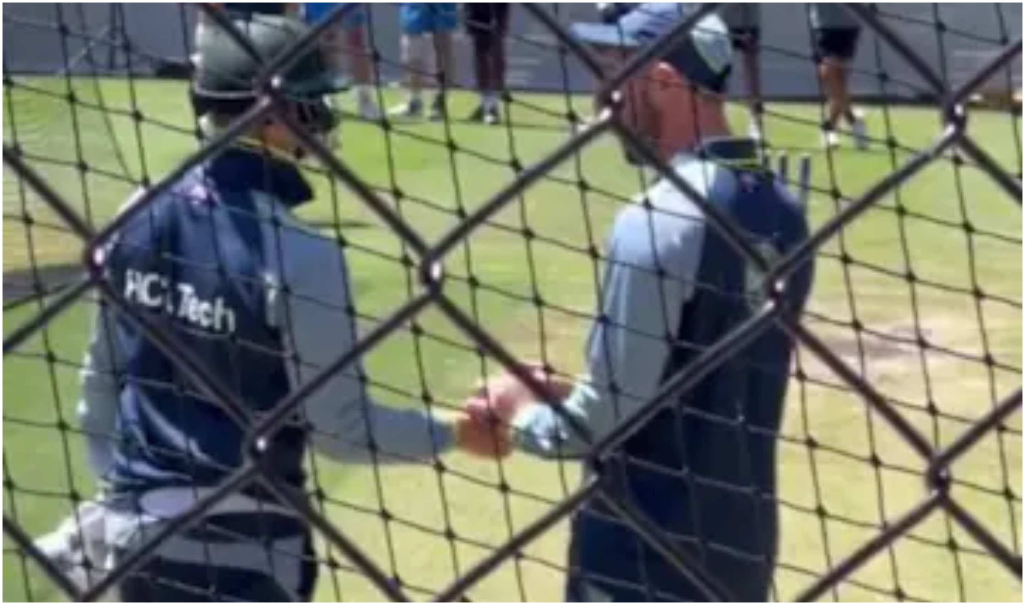 Steve Smith was attended by the physio after getting hit on his finger | RevSportz