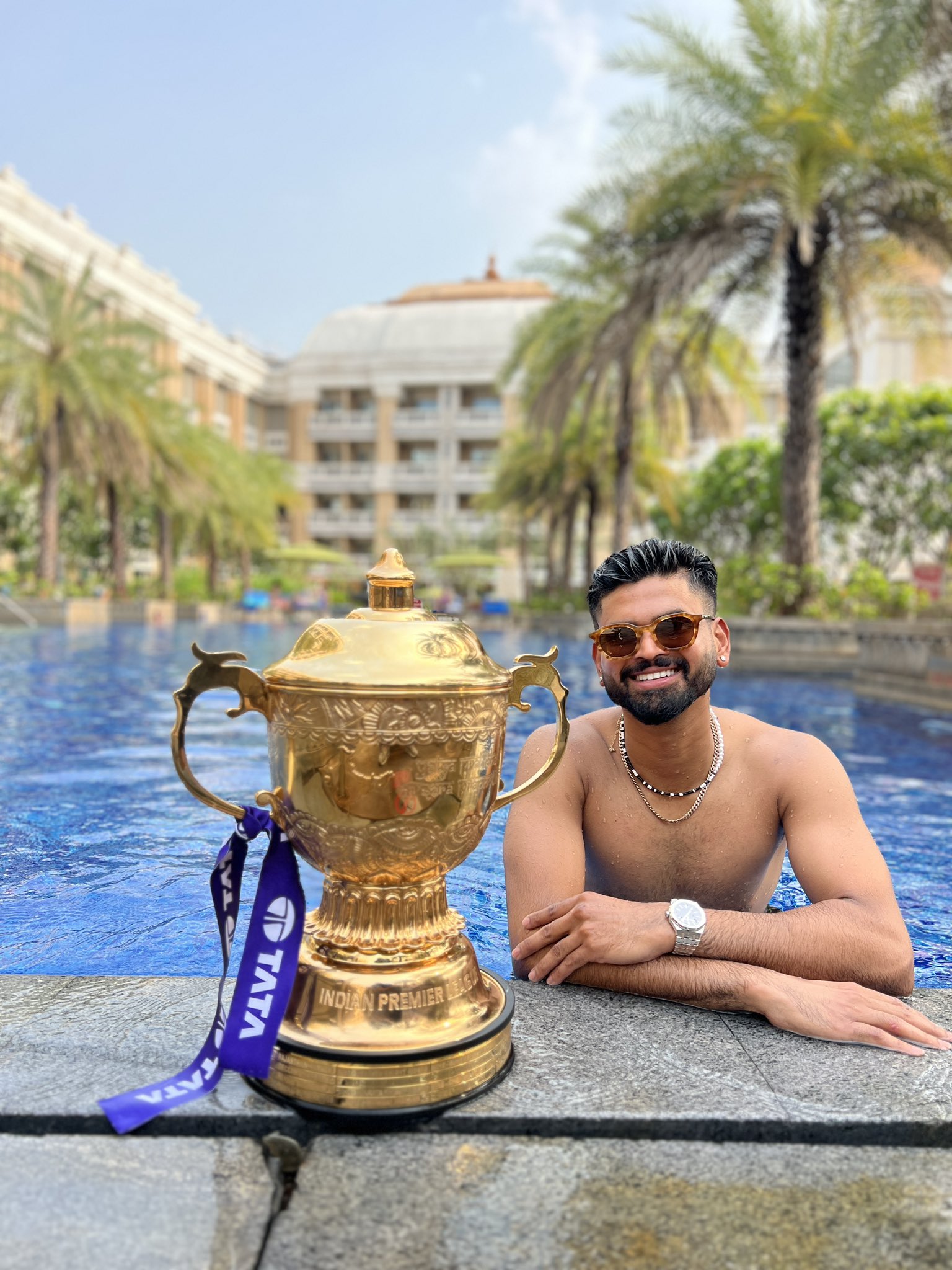 Shreyas Iyer with the IPL 2024 trophy | X