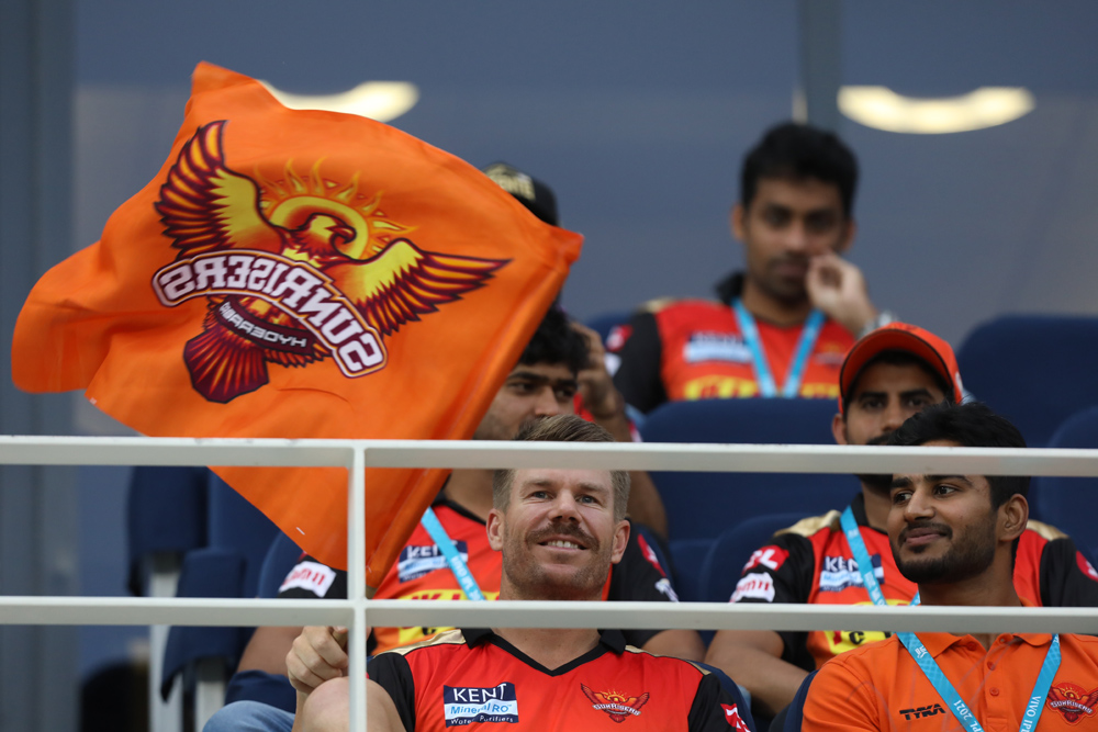 David Warner cheered for SRH from stands after he was dropped from the team | BCCI/IPL 