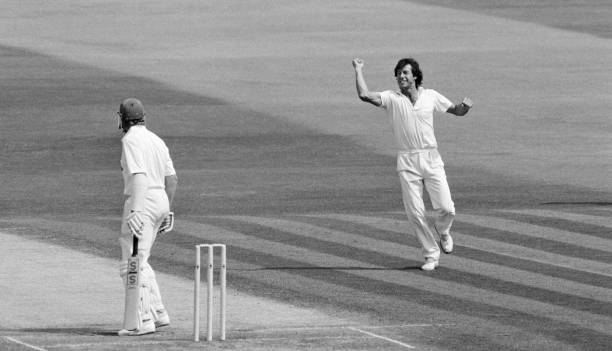 Imran Khan took record 187 wickets in 48 Tests as captain of Pakistan team. (photo - Getty) 