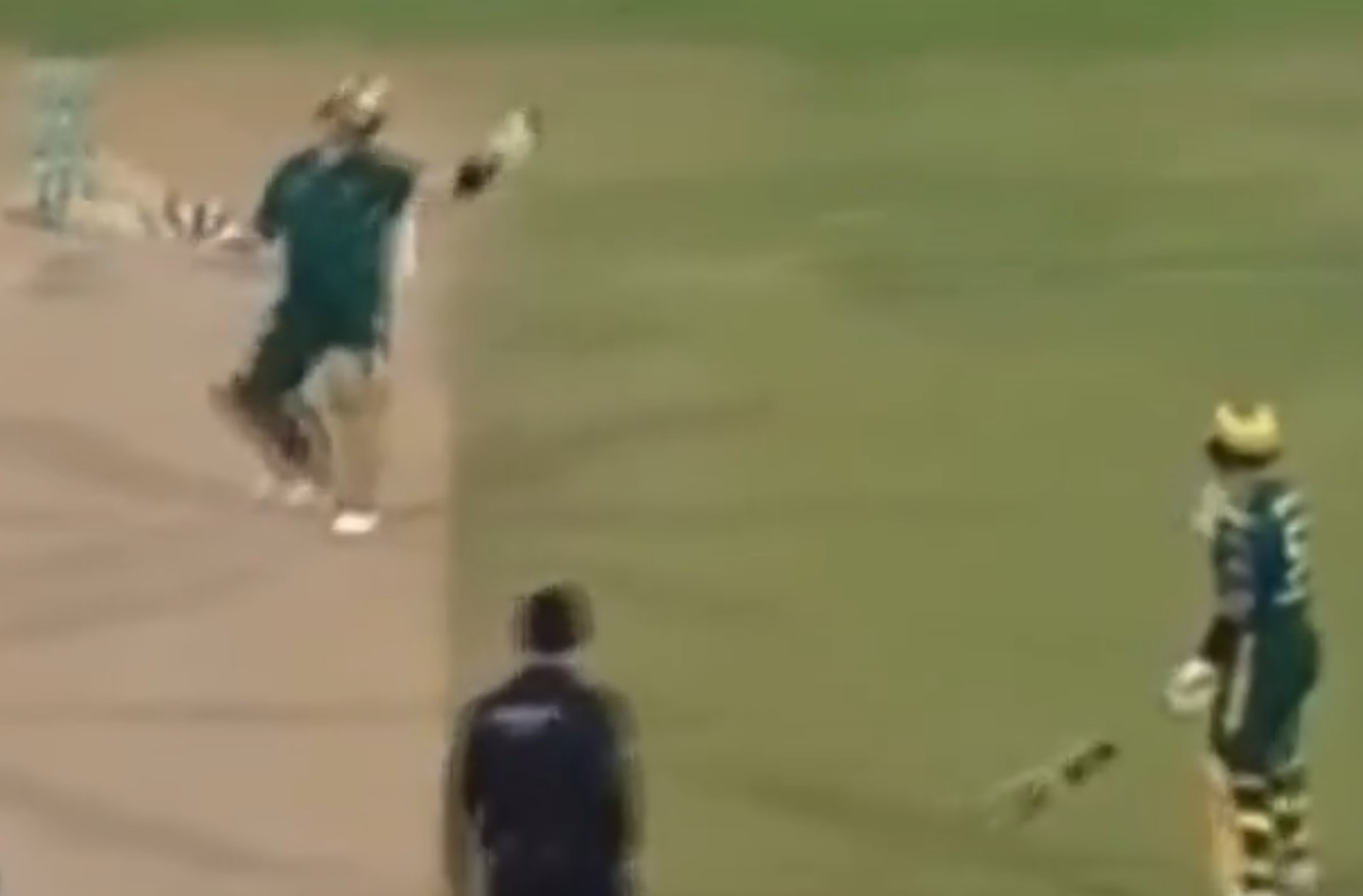 Steve Smith was frustrated as Sahibzada Farhan denied a single to him | X