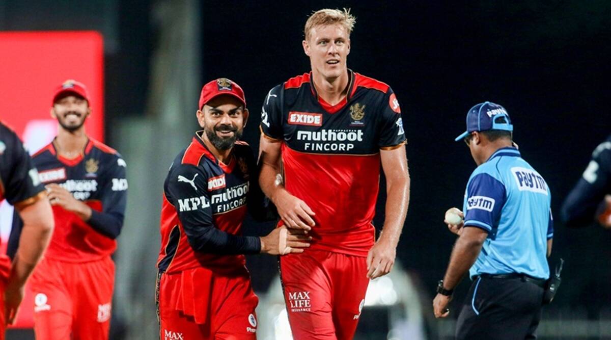 Kyle Jamieson celebrates a wicket with his RCB skipper Virat Kohli | BCCI/IPL