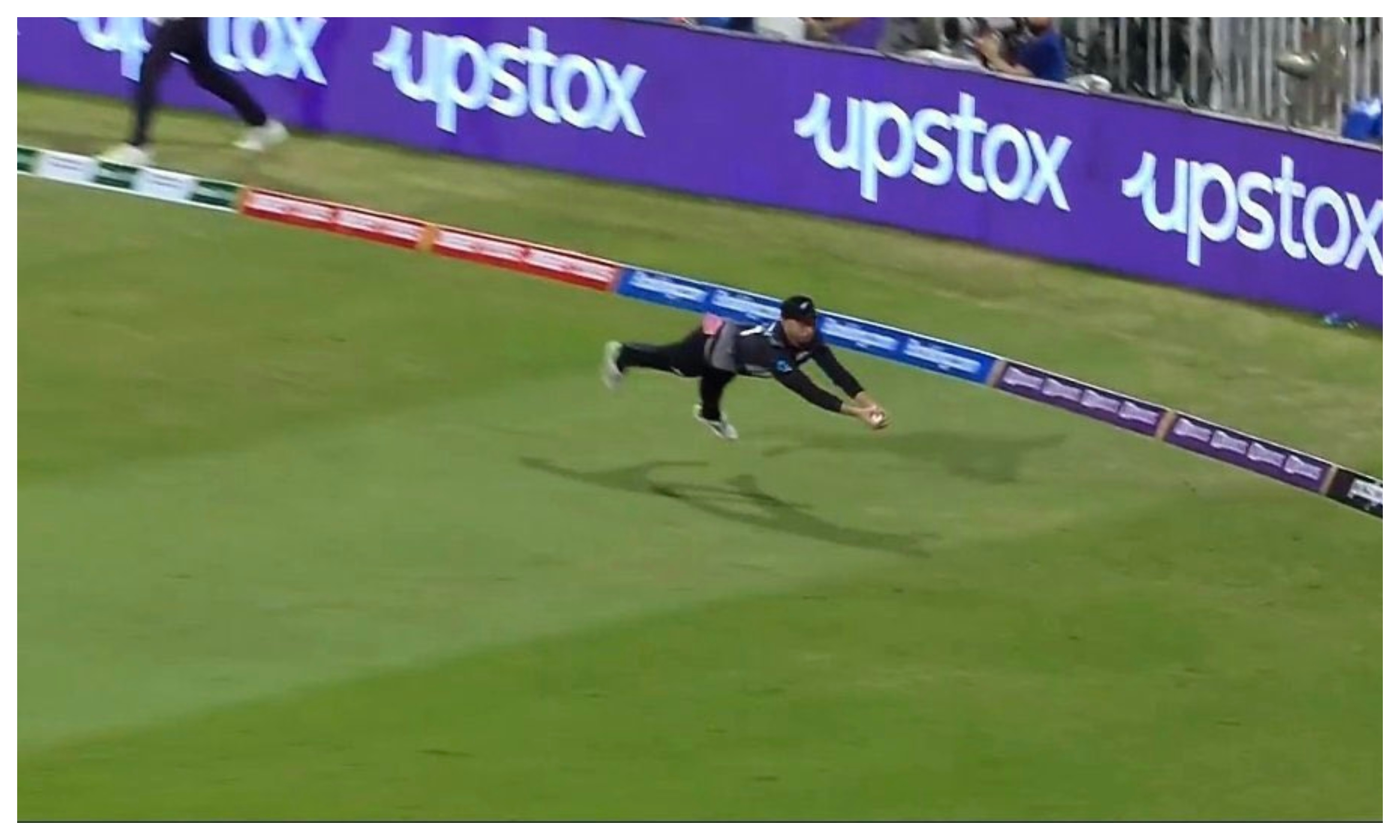 Devon Conway's catch to dismiss Mohammad Hafeez | Screengrab