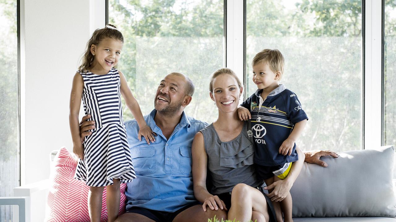 Andrew Symonds with his wife Laura, and children Billy and Chloe | Twitter