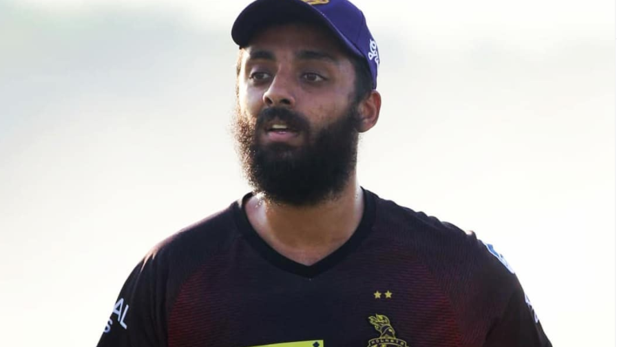 IND v ENG 2021: Varun Chakravarthy's availability for T20I series uncertain after poor fitness test