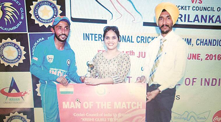 The fixing kingpin and mastermind of this fake T20 league, Ravindar Dandiwal (R) was arrested by Mohali Police