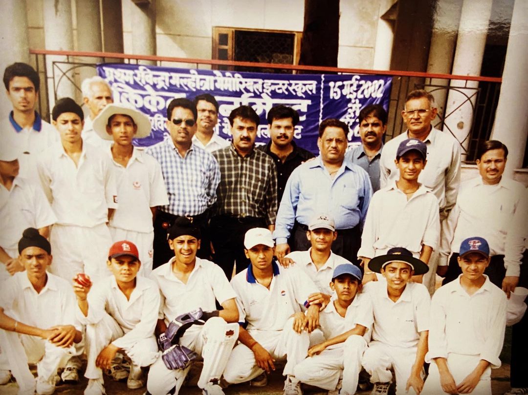 Virat Kohli's old picture from his school days | Twitter 
