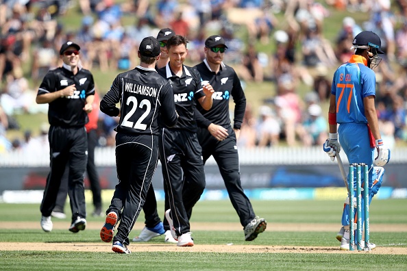 Trent Boult celebrates the wicket of Shubman Gill with his New Zealand teammates | Getty