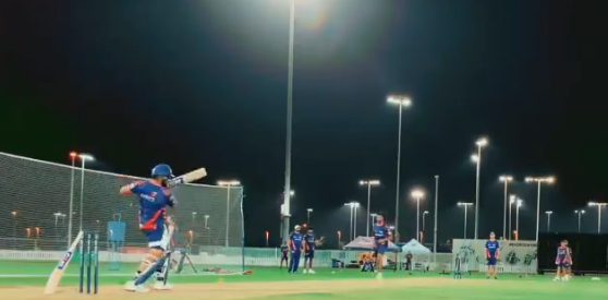 Rohit Sharma smashing the bowlers at nets | MI Twitter