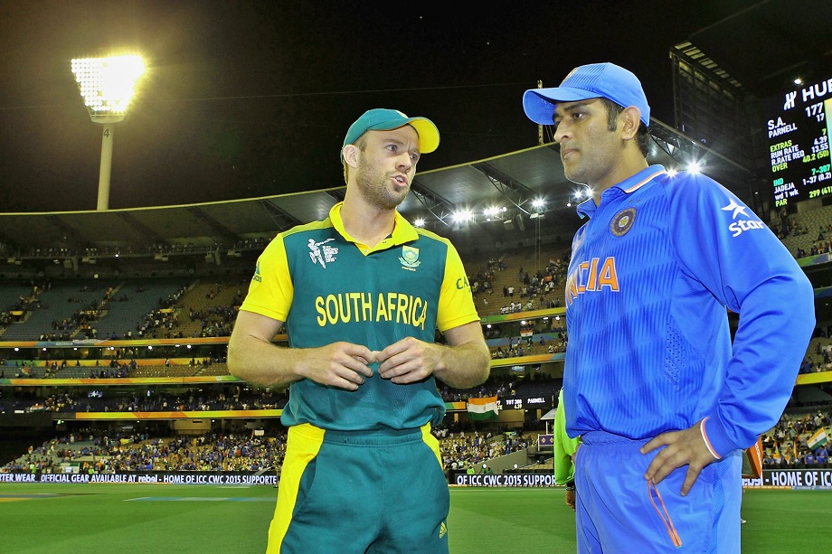AB de Villiers and MS Dhoni | Twitter
