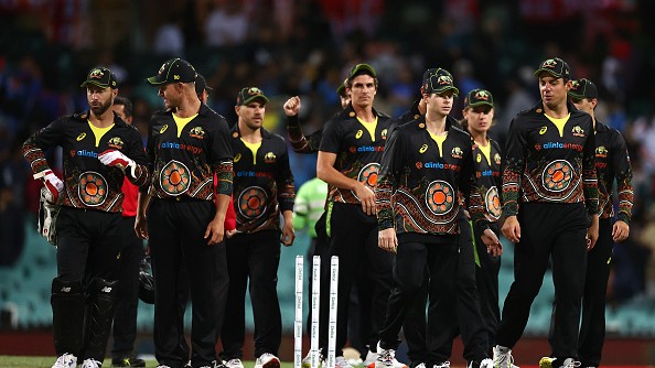 AUS v IND 2020-21: Australia wins the 3rd T20I by 12 runs despite Kohli’s 85; India pockets series 2-1