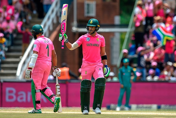 Faf du Plessis scored fifty amid South Africa's batting collapse in the Pink ODI against Pakistan | Getty
